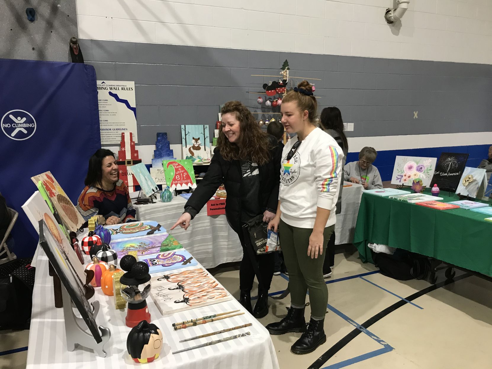 Craft, Vendor Fair held in Germantown Hills